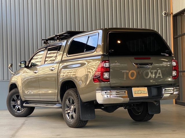 Toyota Hilux 3