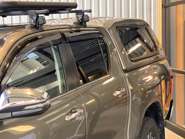 Toyota Hilux 7