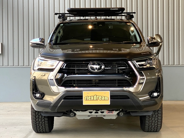 Toyota Hilux 8