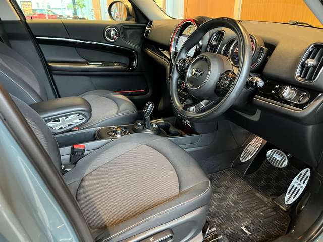 MINI Crossover 7