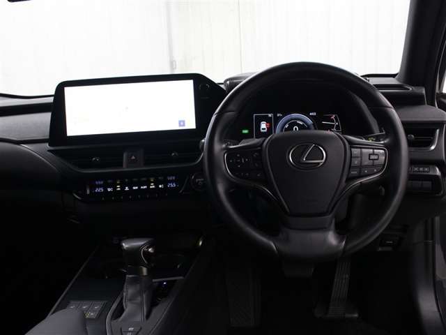 Lexus UX 5