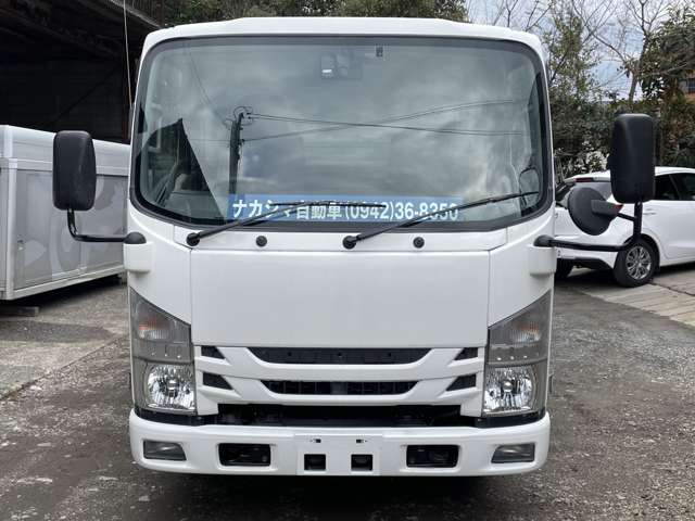 Isuzu Elf 4