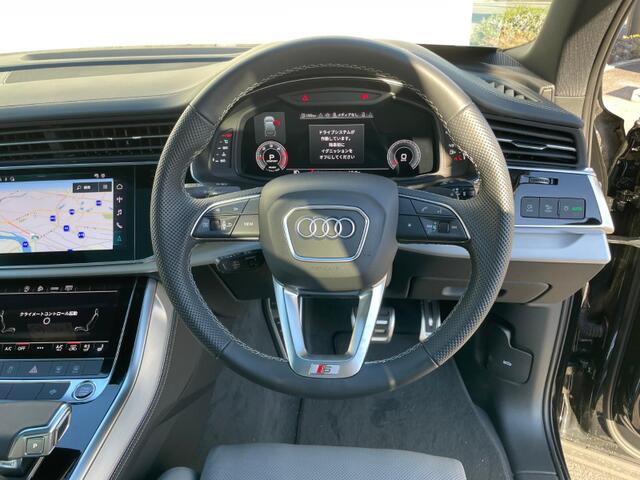 Audi Q7 9