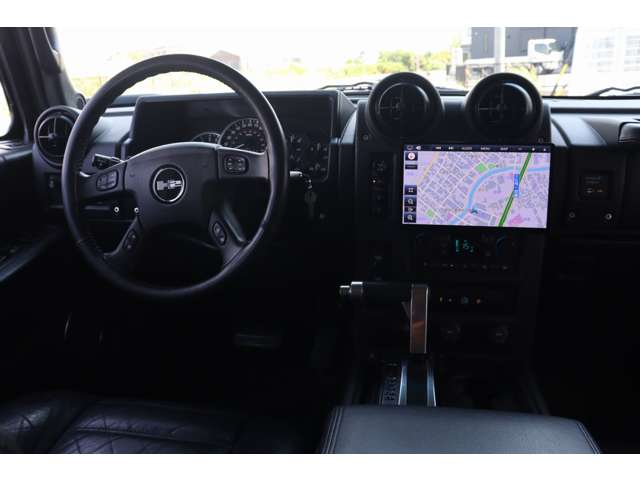 Hummer H2 4