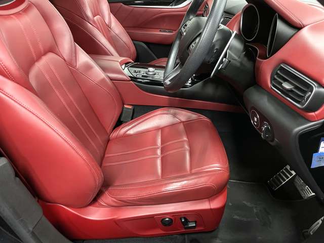 Maserati Levante 9