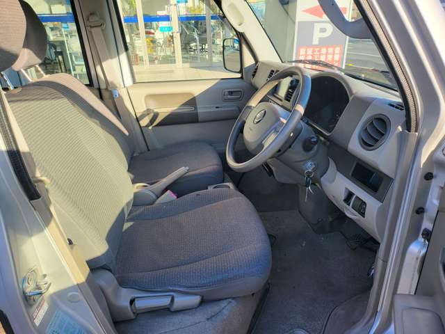 Nissan NV100 Clipper 4