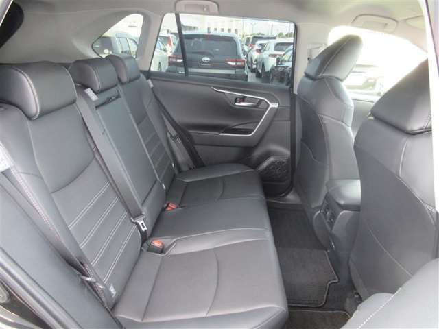 Toyota RAV4 9