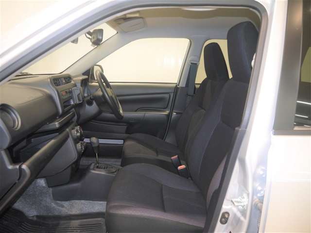 Toyota Probox Van 7