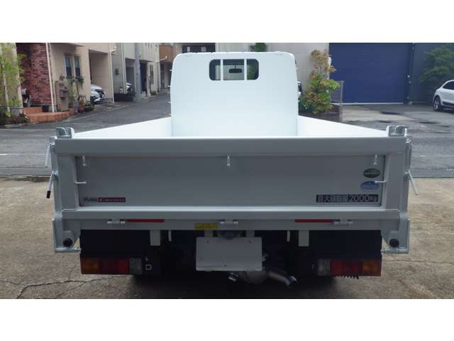 Mitsubishi Fuso Canter 12