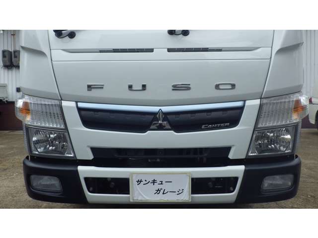 Mitsubishi Fuso Canter 8