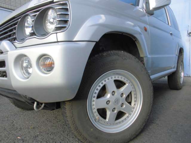 Mitsubishi Pajero Mini 6