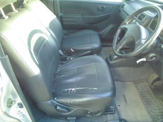 Mitsubishi Pajero Mini 10