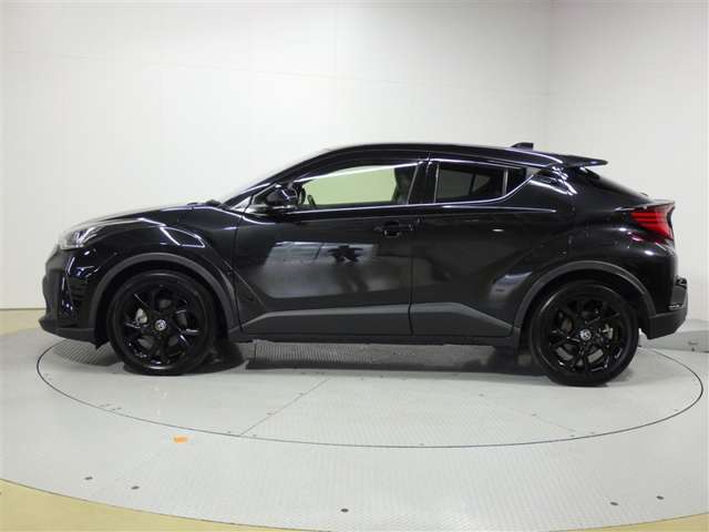Toyota C-HR 5