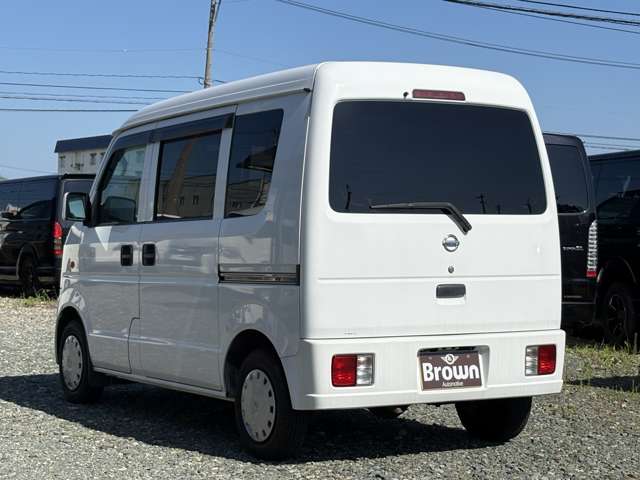 Nissan NV100 Clipper 4