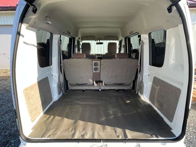 Nissan NV100 Clipper 6