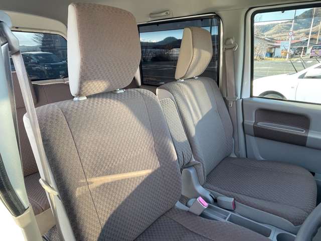 Nissan NV100 Clipper 7
