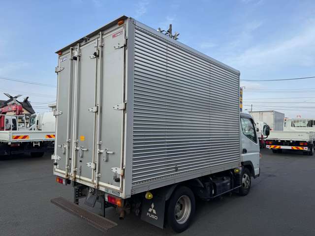 Mitsubishi Fuso Canter 7