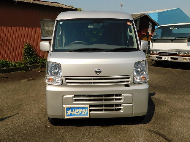 Nissan NV100 Clipper 2