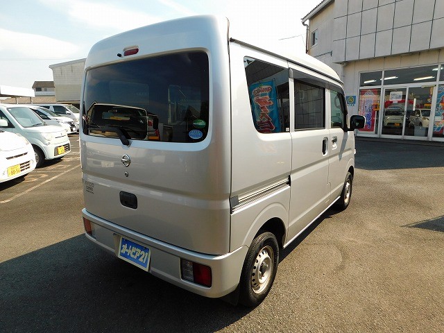 Nissan NV100 Clipper 8