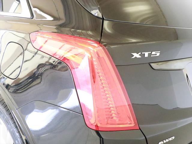 Cadillac XT5Crossover 10