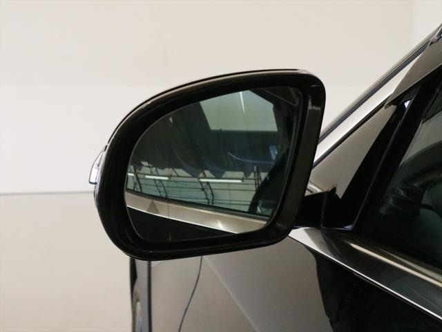 Mercedes-Benz E-Class All-Terrain 6