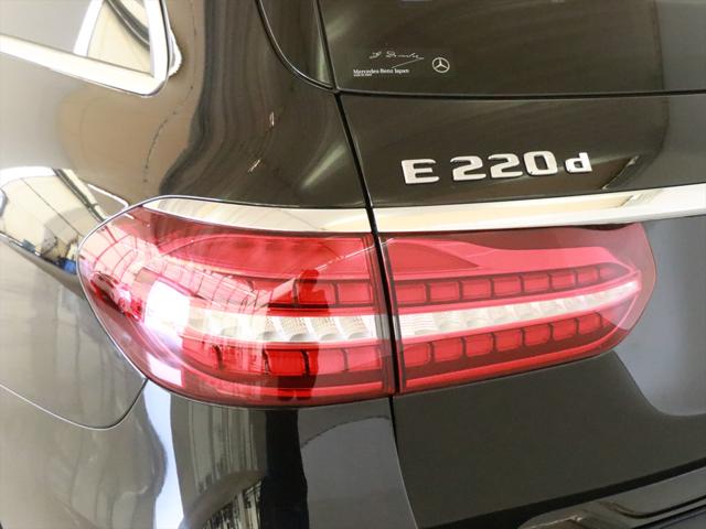 Mercedes-Benz E-Class All-Terrain 9
