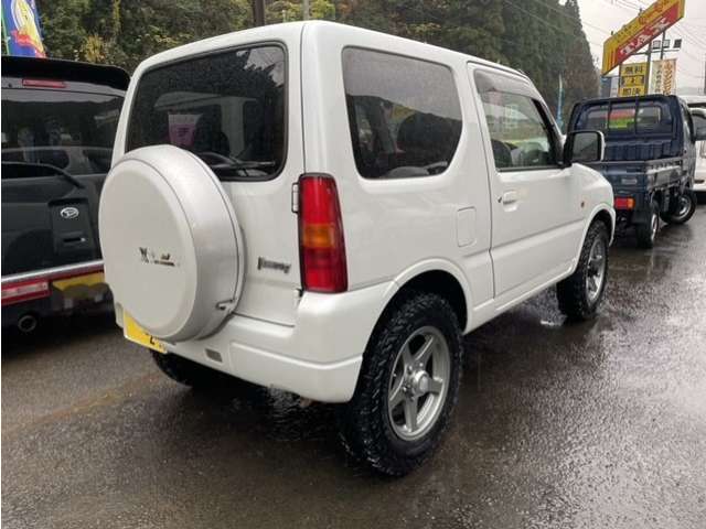 Suzuki Jimny 10