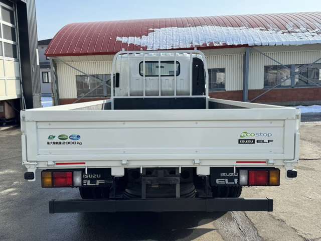 Isuzu Elf 7