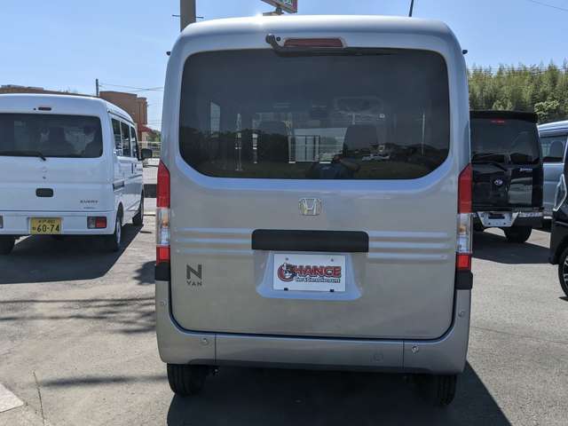 Honda N-VAN 9