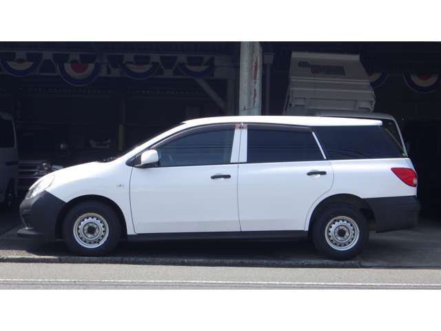 Mitsubishi ランサーカーゴ 6