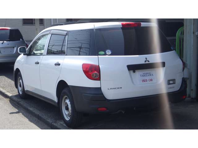 Mitsubishi ランサーカーゴ 8