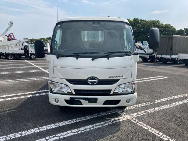 Hino Dutro 2