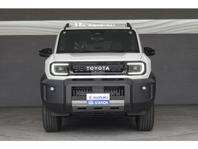 Toyota Land Cruiser FJ 3