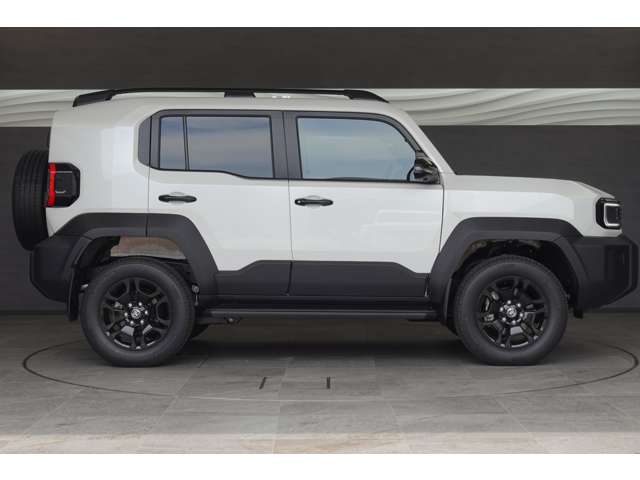 Toyota Land Cruiser FJ 5