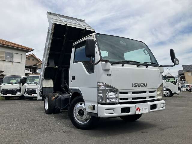Isuzu Elf 3