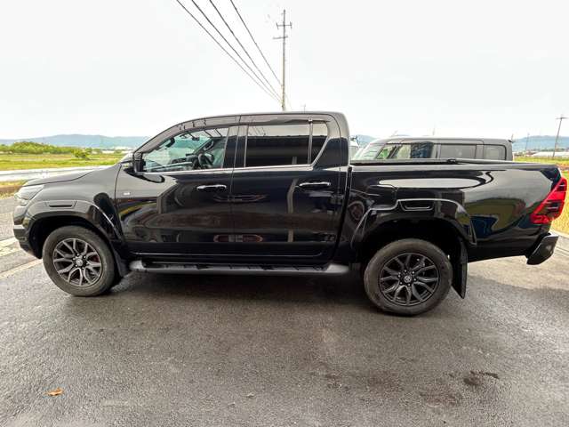 Toyota Hilux 6