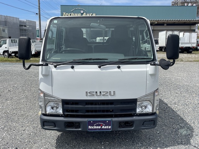 Isuzu Elf 4