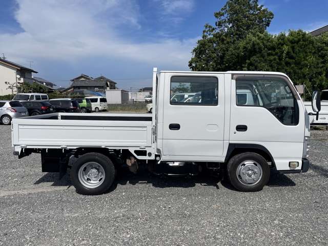 Isuzu Elf 7
