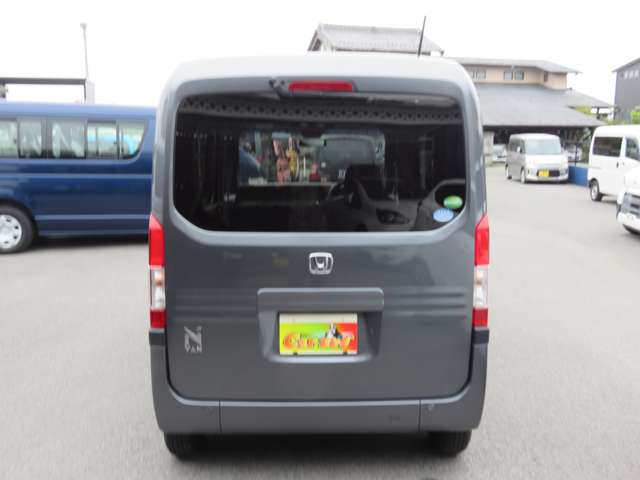 Honda N-VAN 9