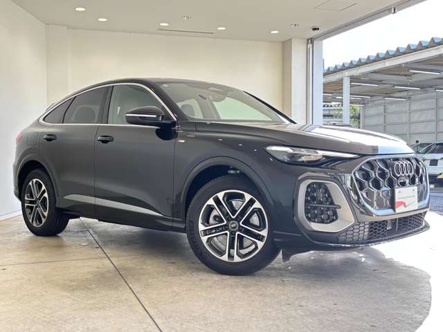 Audi Q5 Sportback 8