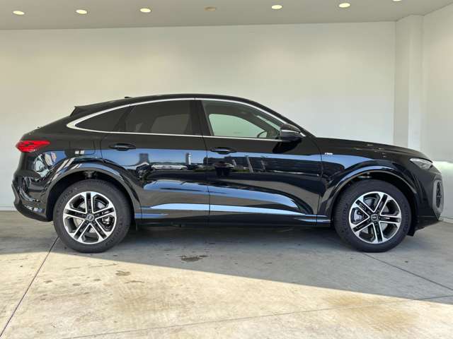 Audi Q5 Sportback 10
