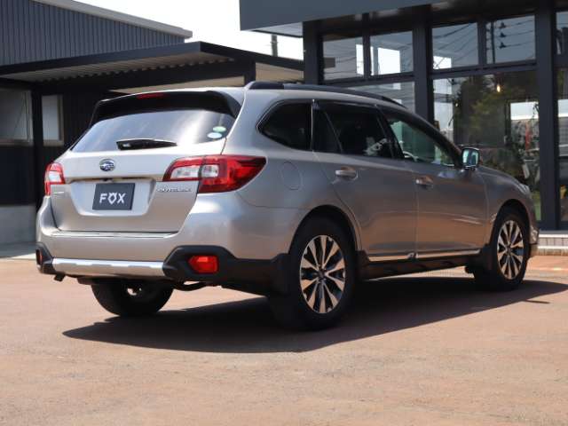 Subaru Legacy Outback 9