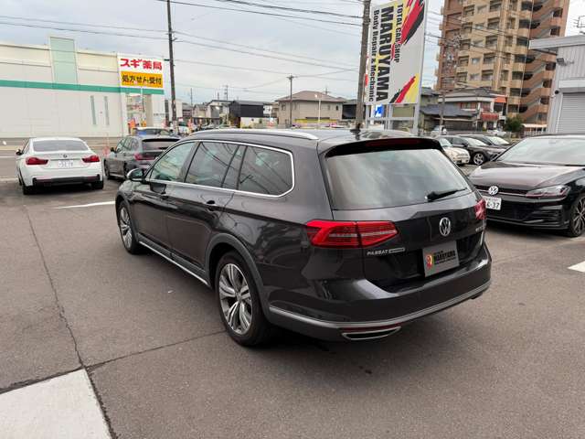 Volkswagen Passat Alltrack 8