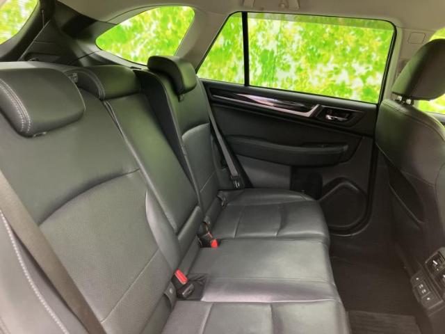 Subaru Legacy Outback 7
