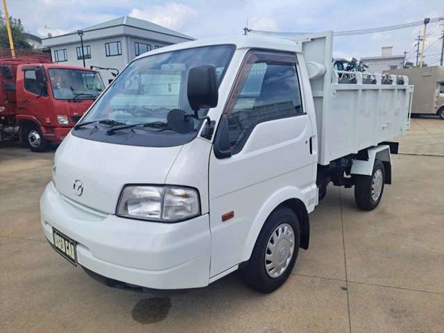 Mazda Bongo Truck 3