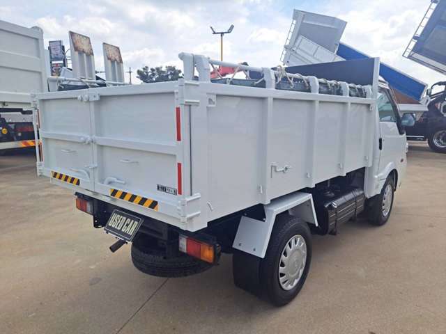 Mazda Bongo Truck 7