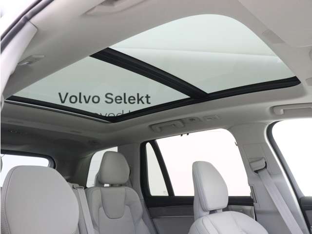 Volvo XC90 5