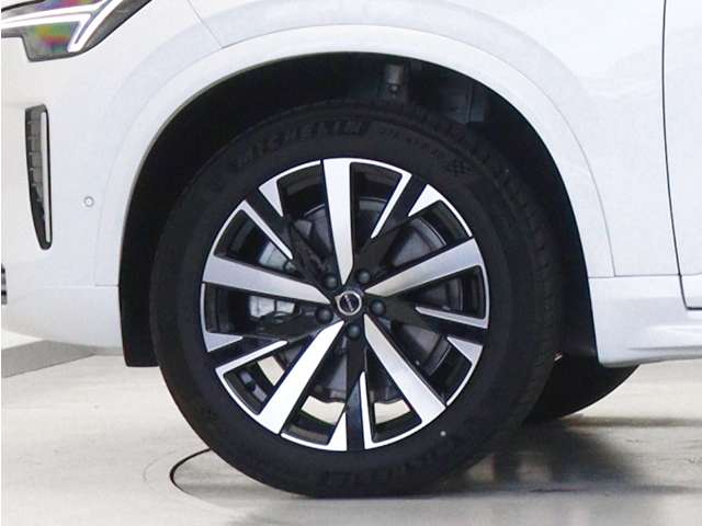 Volvo XC90 9