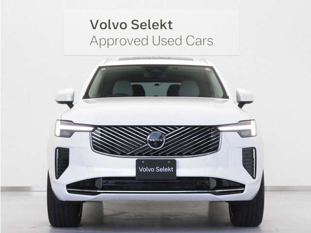 Volvo XC90 10