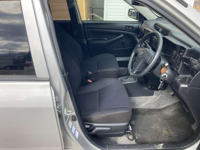 Toyota Probox Van 7